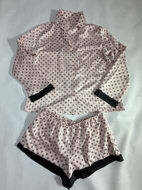 ND Intimates Pink Evil Eye Print Satin Pajama Set Shirt Shorts Womens M